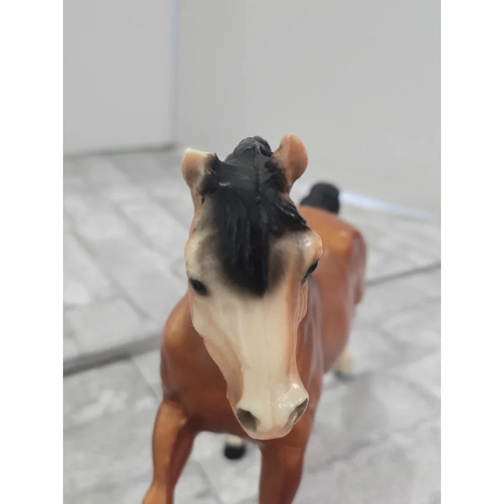 Vintage Breyer Running Mare Sugar 124‎ Bay Vintage Traditional Model Horse FLAW